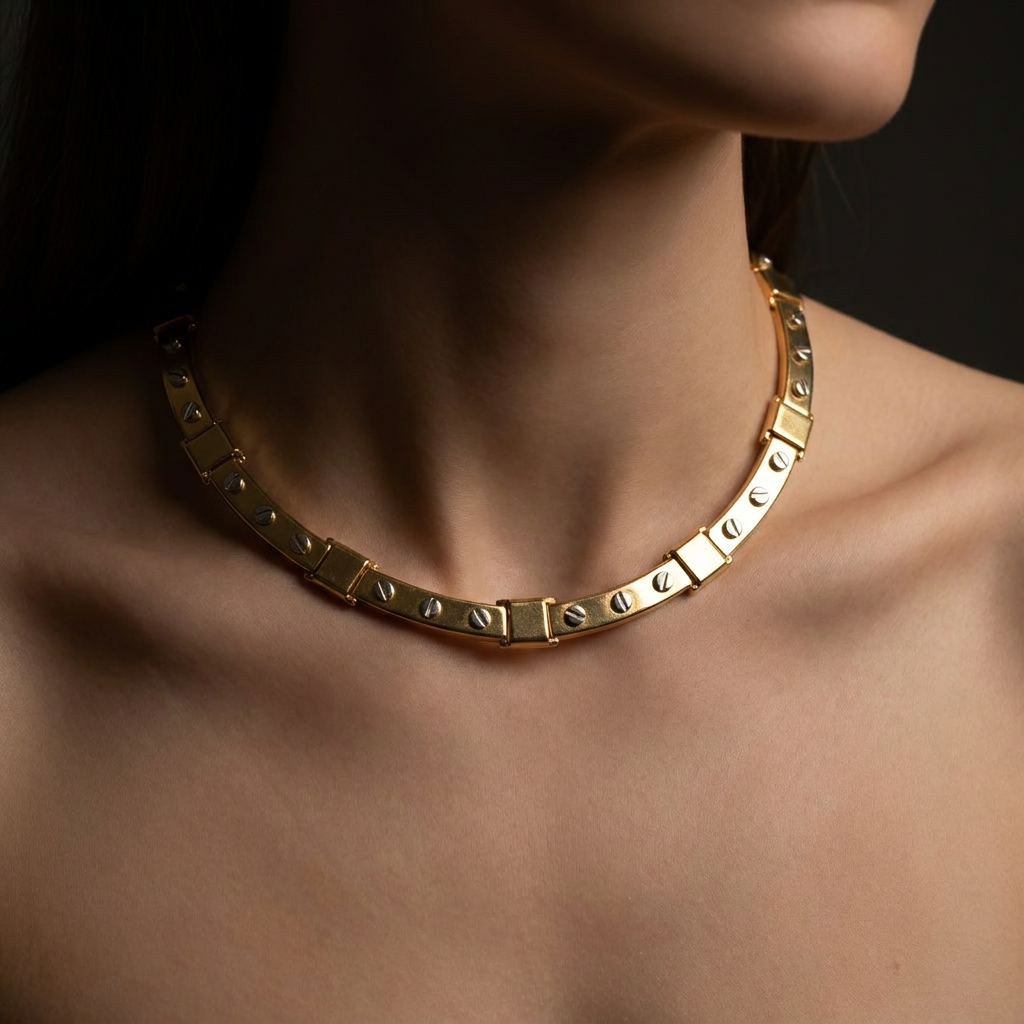 The Armour Collar
