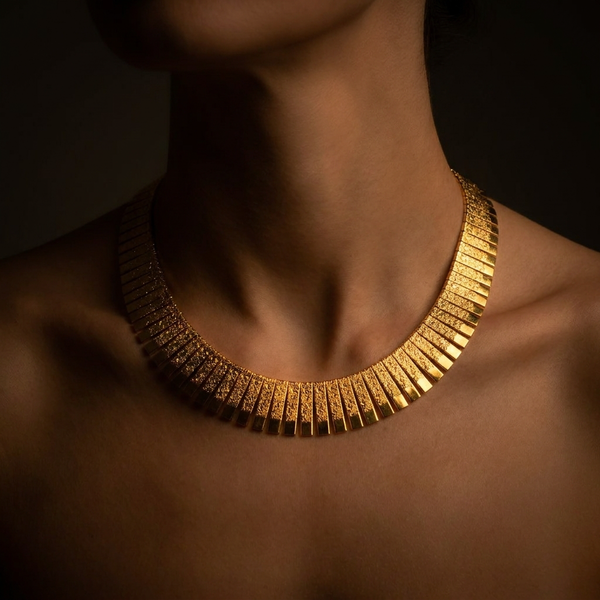 The Sunray Collar
